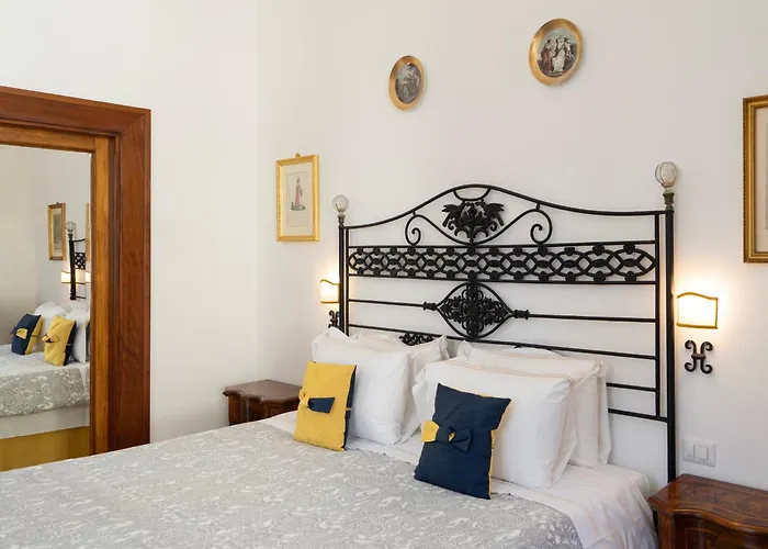 Borgia Di Alojamento de Acomodação e Pequeno-almoço Florença