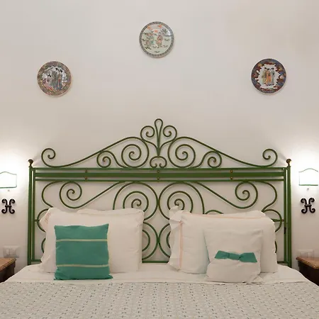 Couette-café Borgia Di 3*